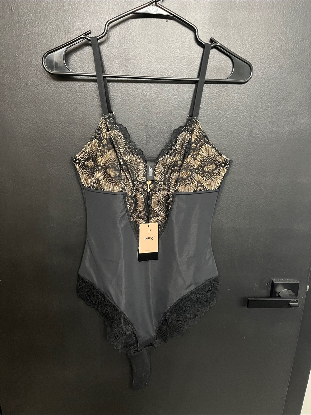 Pinsy Black Lace shareware Bodysuit with Beige Lace Insets